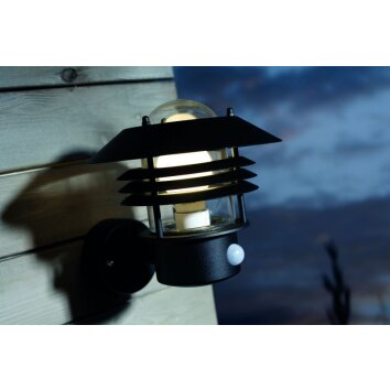 Nordlux VEJERS outdoor wall light black, 1-light source, Motion sensor